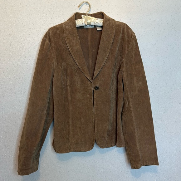 Kim Rogers Jackets & Blazers - Kim Rogers Suede 100% Leather Collared Jacket with Button Enclosure Size XL